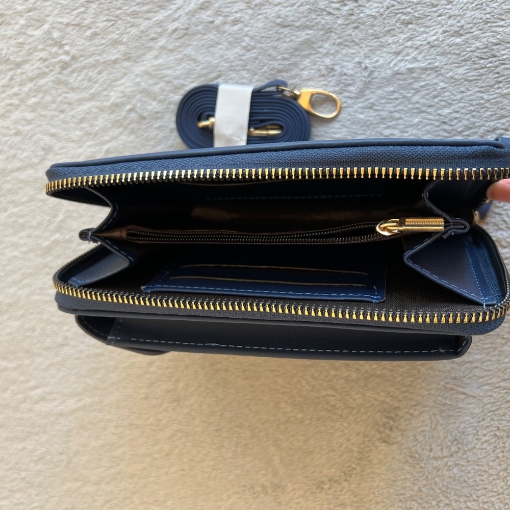Forever Young crossbody wallet - Picture 3 of 3